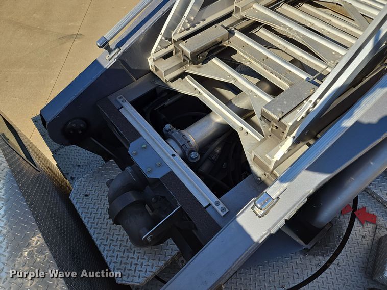 image for item EE8630 2009 Sutphen Mini Tower 75' 4 section  Quint fire truck