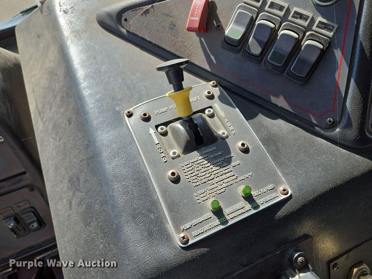 image for item EE8630 2009 Sutphen Mini Tower 75' 4 section  Quint fire truck