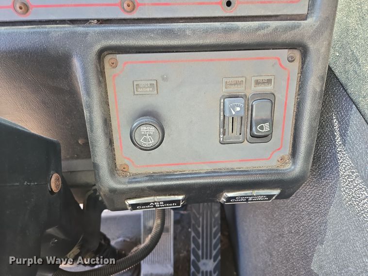 image for item EE8630 2009 Sutphen Mini Tower 75' 4 section  Quint fire truck