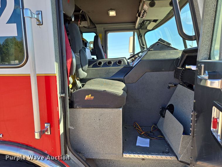 image for item EE8630 2009 Sutphen Mini Tower 75' 4 section  Quint fire truck