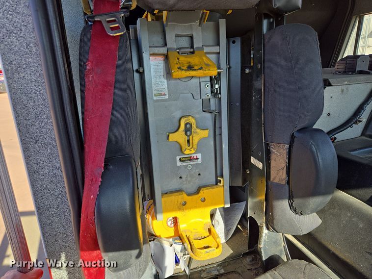 image for item EE8630 2009 Sutphen Mini Tower 75' 4 section  Quint fire truck