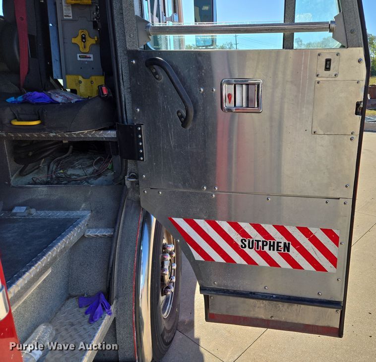 image for item EE8630 2009 Sutphen Mini Tower 75' 4 section  Quint fire truck