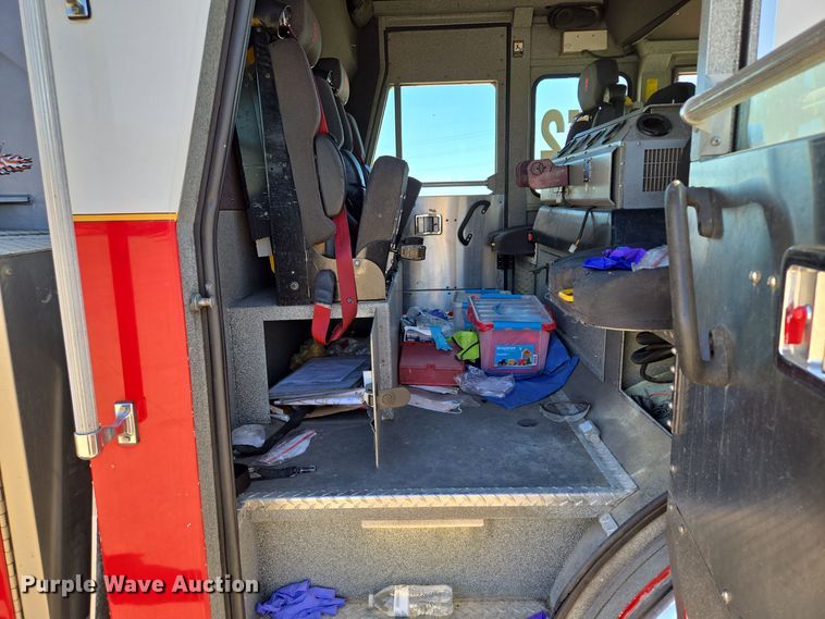 image for item EE8630 2009 Sutphen Mini Tower 75' 4 section  Quint fire truck