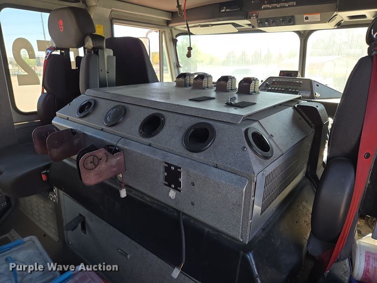 image for item EE8630 2009 Sutphen Mini Tower 75' 4 section  Quint fire truck