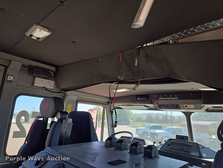 image for item EE8630 2009 Sutphen Mini Tower 75' 4 section  Quint fire truck