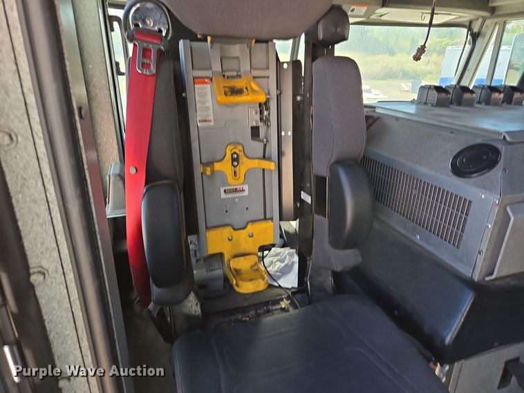 image for item EE8630 2009 Sutphen Mini Tower 75' 4 section  Quint fire truck