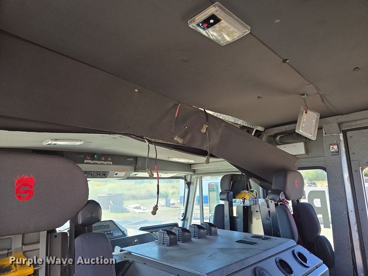 image for item EE8630 2009 Sutphen Mini Tower 75' 4 section  Quint fire truck