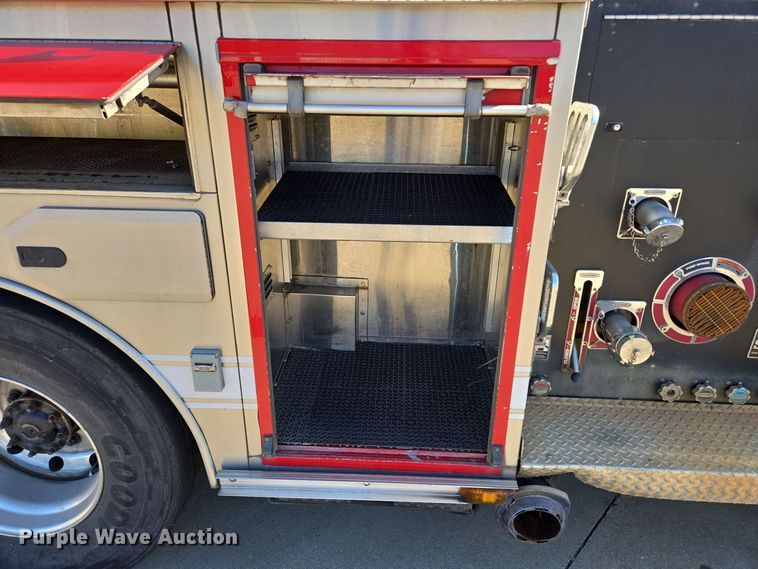 image for item EE8630 2009 Sutphen Mini Tower 75' 4 section  Quint fire truck