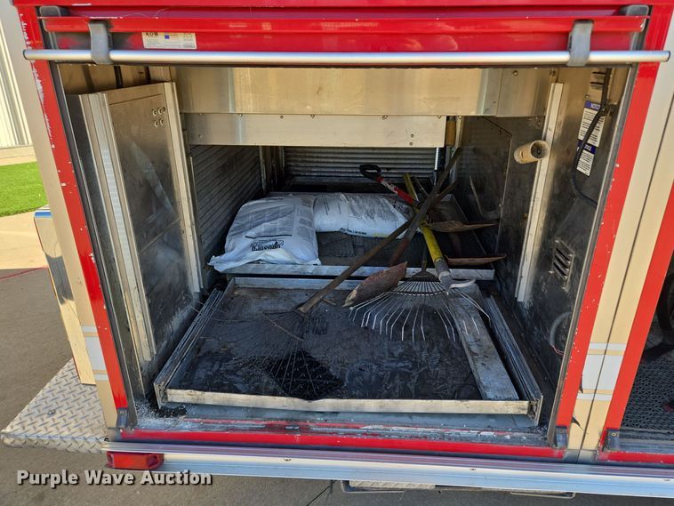 image for item EE8630 2009 Sutphen Mini Tower 75' 4 section  Quint fire truck