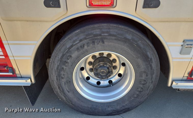 image for item EE8630 2009 Sutphen Mini Tower 75' 4 section  Quint fire truck