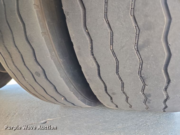 image for item EE8630 2009 Sutphen Mini Tower 75' 4 section  Quint fire truck