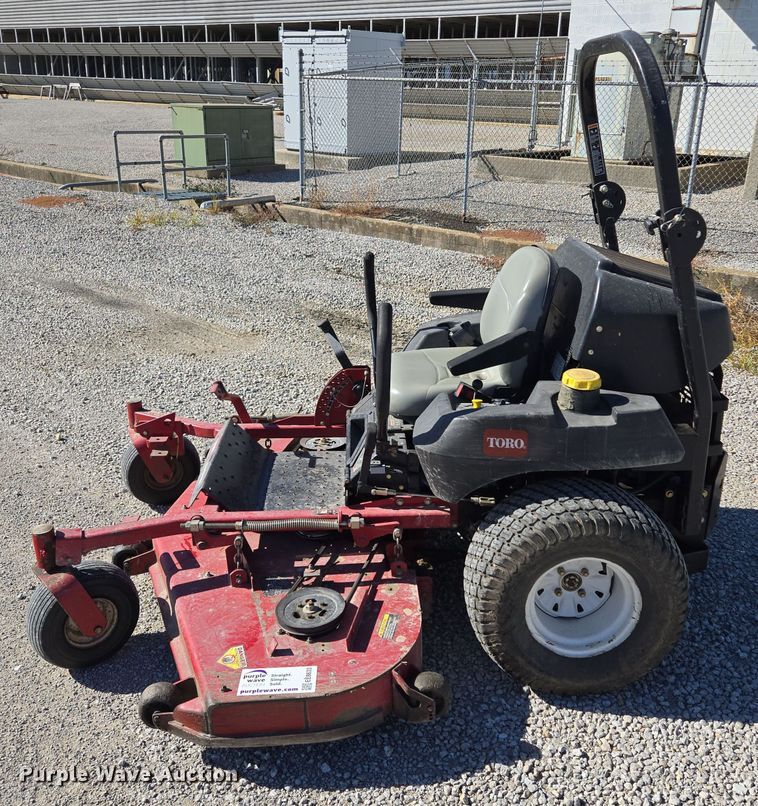 image for item EE8633 Toro Z Master Commercial  ZTR lawn mower