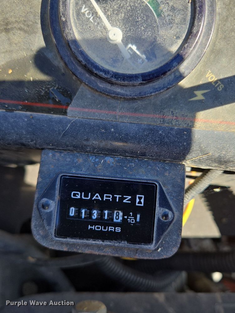 image for item EE8633 Toro Z Master Commercial  ZTR lawn mower