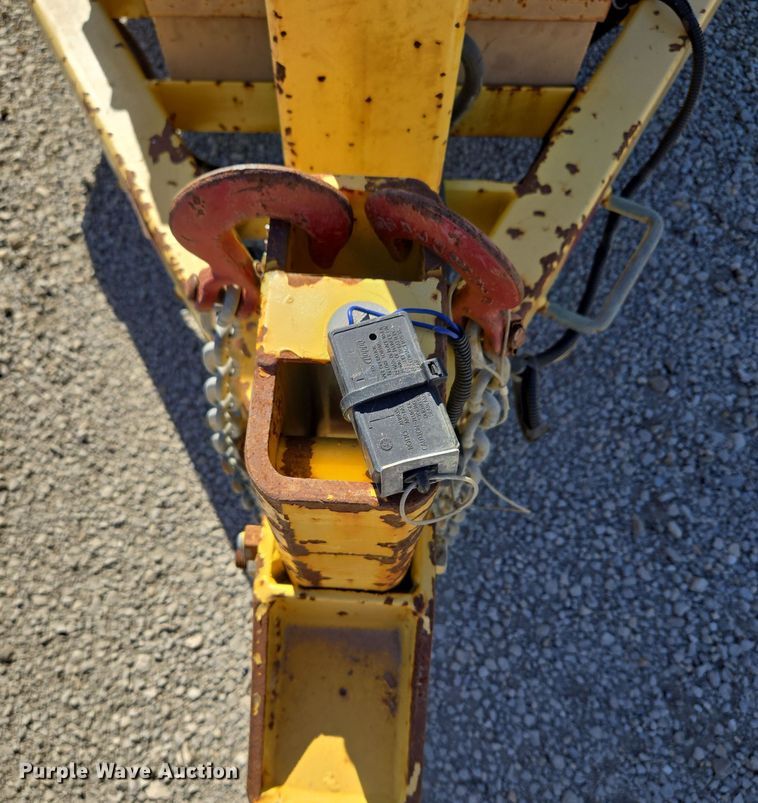 image for item EE8634 2001 Sherman Reilly  Cable cable puller