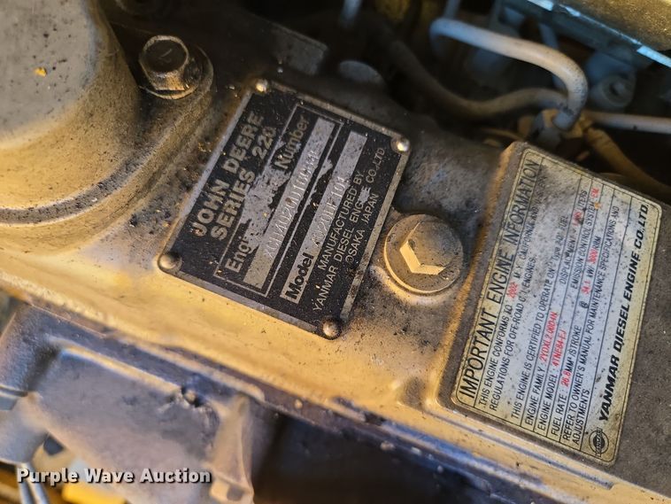 image for item EE8639 1995 GMC Forward W6 flatbed truck