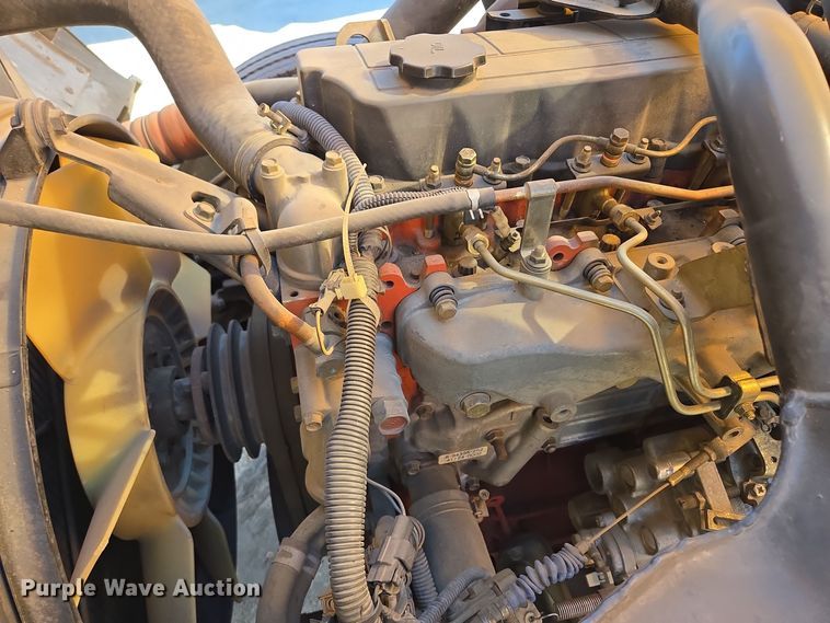 image for item EE8639 1995 GMC Forward W6 flatbed truck