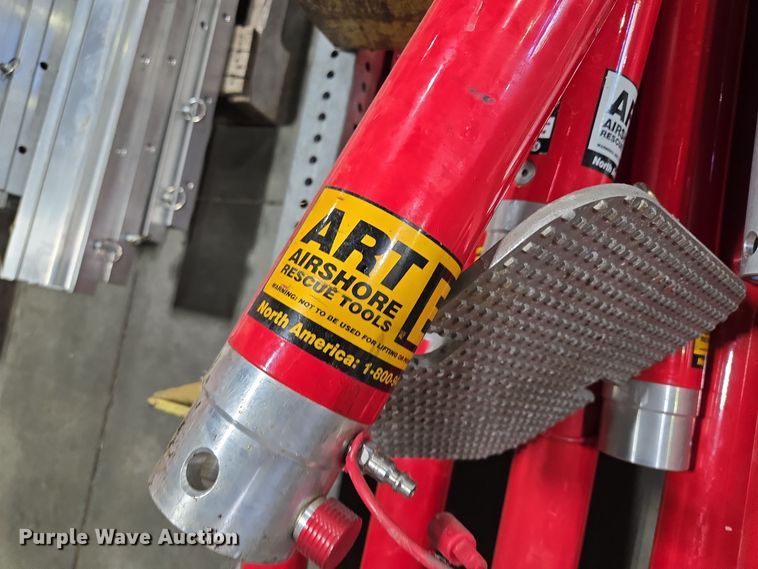 image for item EE8643 Airshore shoring arms 