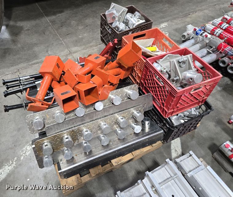 image for item EE8643 Airshore shoring arms 