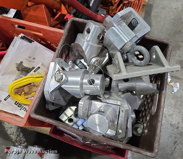 image for item EE8643 Airshore shoring arms 