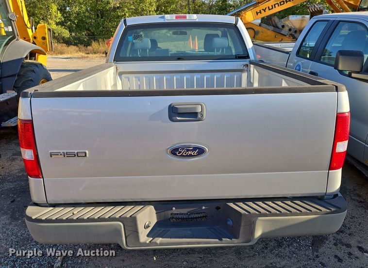 image for item EE8654 2005 Ford  F150 SuperCab pickup truck