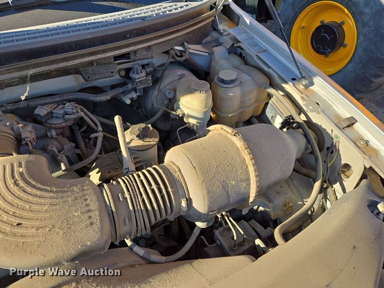 image for item EE8654 2005 Ford  F150 SuperCab pickup truck