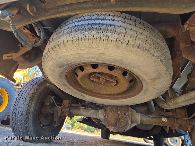 image for item EE8654 2005 Ford  F150 SuperCab pickup truck