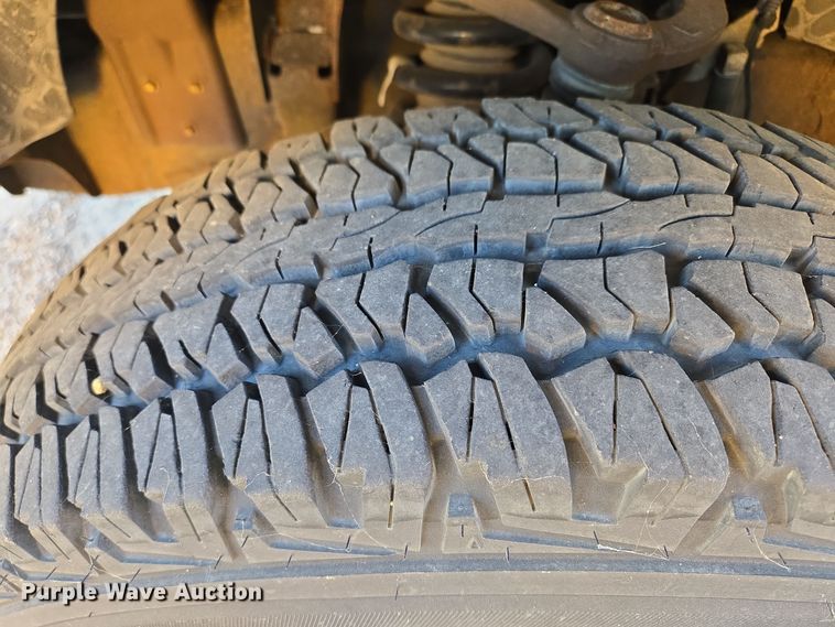 image for item EE8654 2005 Ford  F150 SuperCab pickup truck