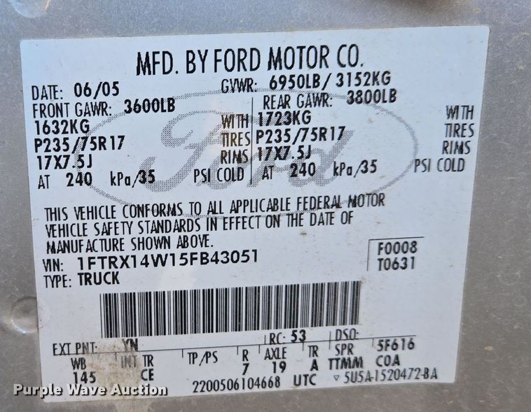 image for item EE8654 2005 Ford  F150 SuperCab pickup truck