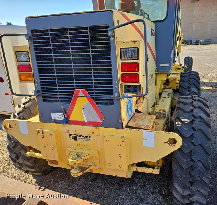 image for item EE8656 2002 New Holland  RG170 motor grader