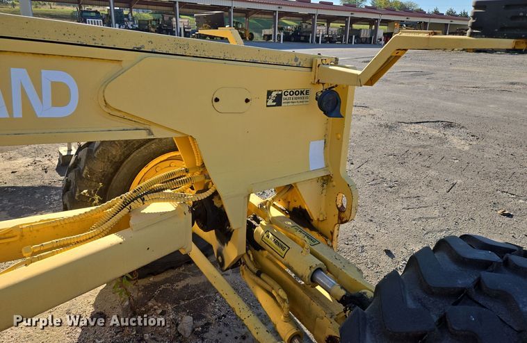 image for item EE8656 2002 New Holland  RG170 motor grader