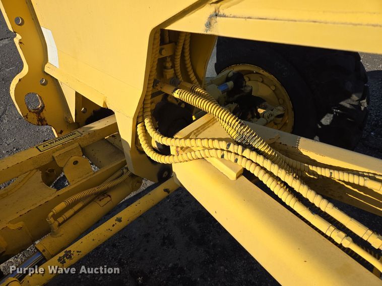 image for item EE8656 2002 New Holland  RG170 motor grader