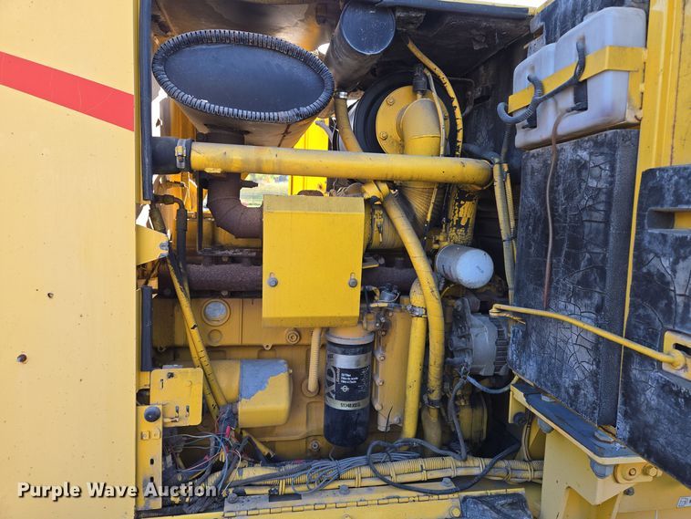 image for item EE8656 2002 New Holland  RG170 motor grader