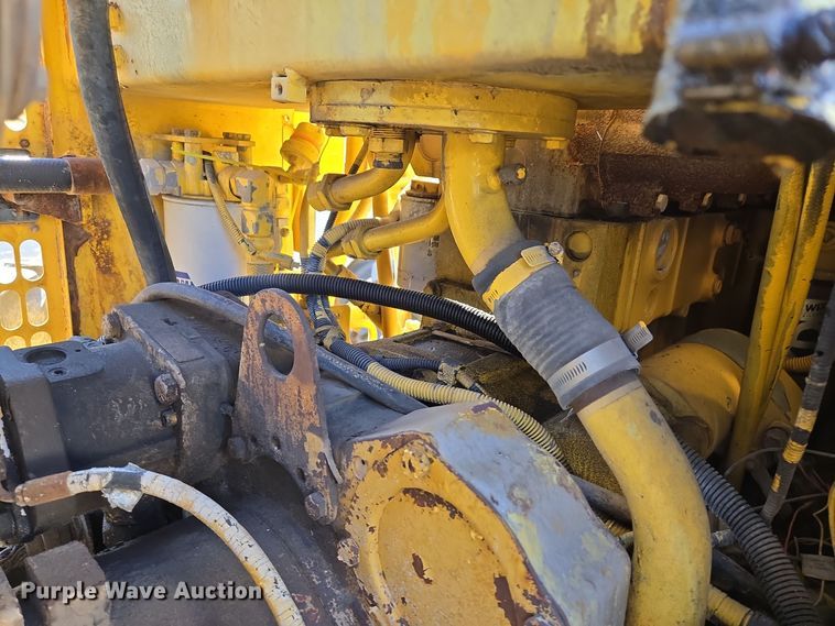 image for item EE8656 2002 New Holland  RG170 motor grader