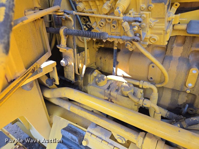 image for item EE8656 2002 New Holland  RG170 motor grader