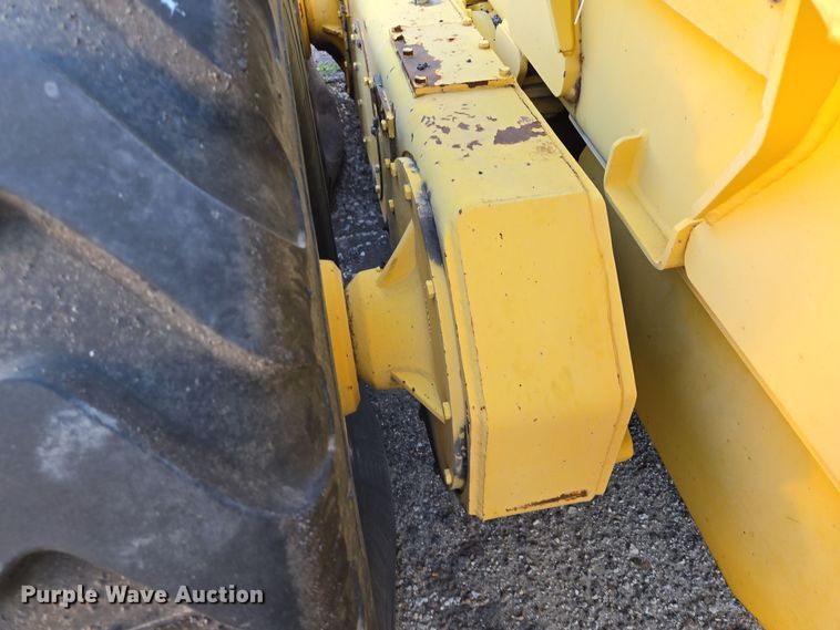 image for item EE8656 2002 New Holland  RG170 motor grader