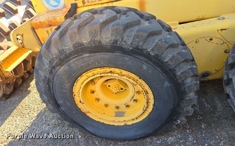 image for item EE8656 2002 New Holland  RG170 motor grader