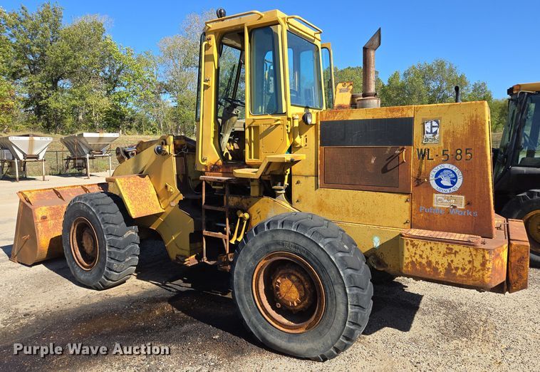 image for item EE8657 1985 Caterpillar  936 wheel loader