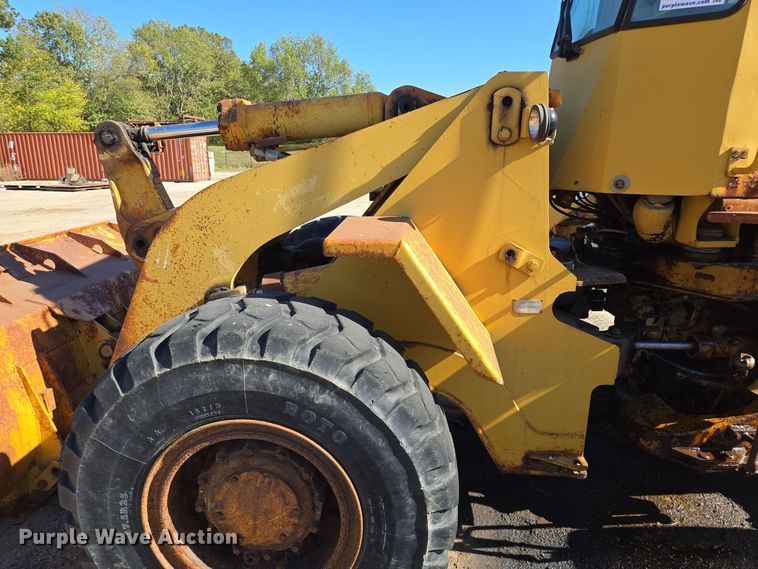 image for item EE8657 1985 Caterpillar  936 wheel loader