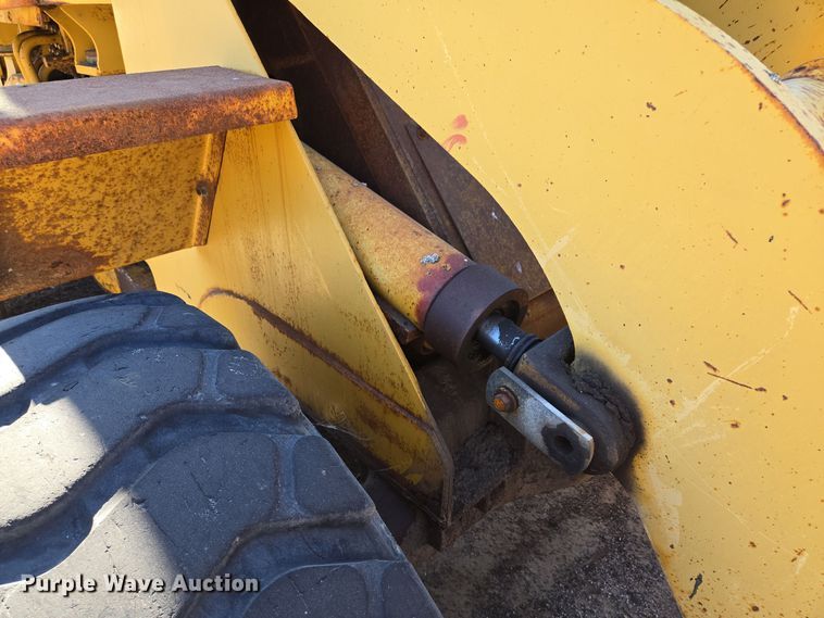 image for item EE8657 1985 Caterpillar  936 wheel loader