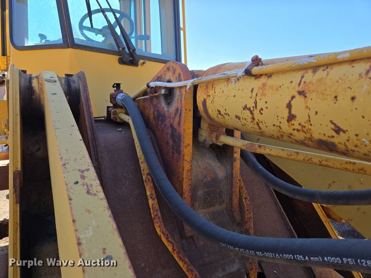 image for item EE8657 1985 Caterpillar  936 wheel loader