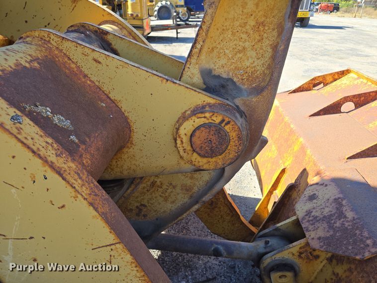 image for item EE8657 1985 Caterpillar  936 wheel loader