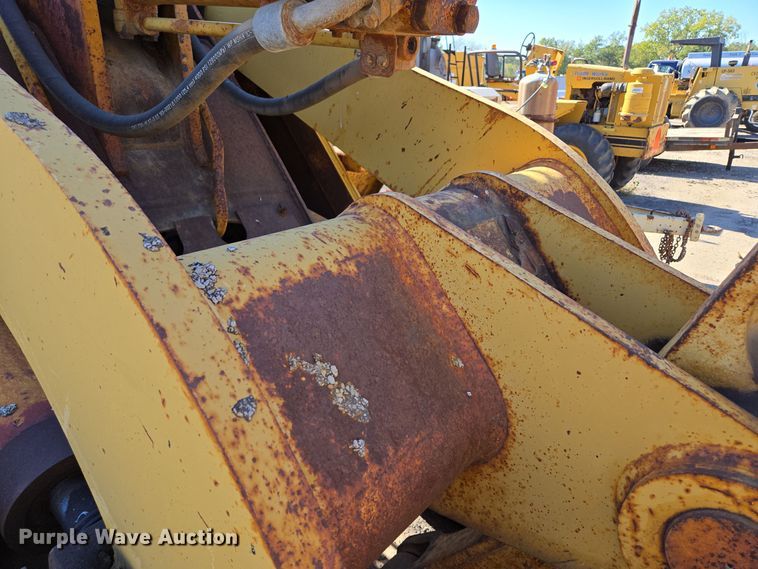 image for item EE8657 1985 Caterpillar  936 wheel loader