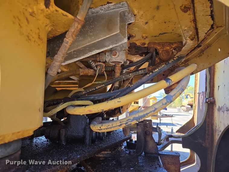 image for item EE8657 1985 Caterpillar  936 wheel loader