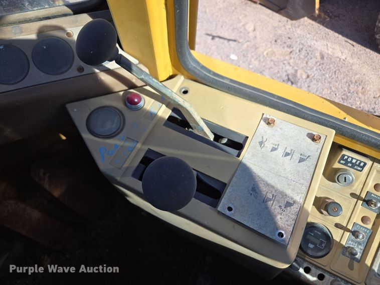 image for item EE8657 1985 Caterpillar  936 wheel loader