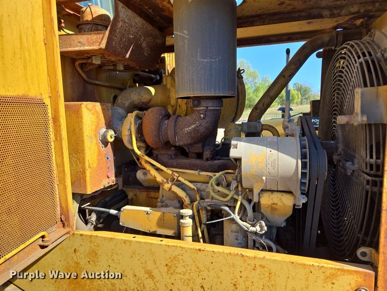 image for item EE8657 1985 Caterpillar  936 wheel loader