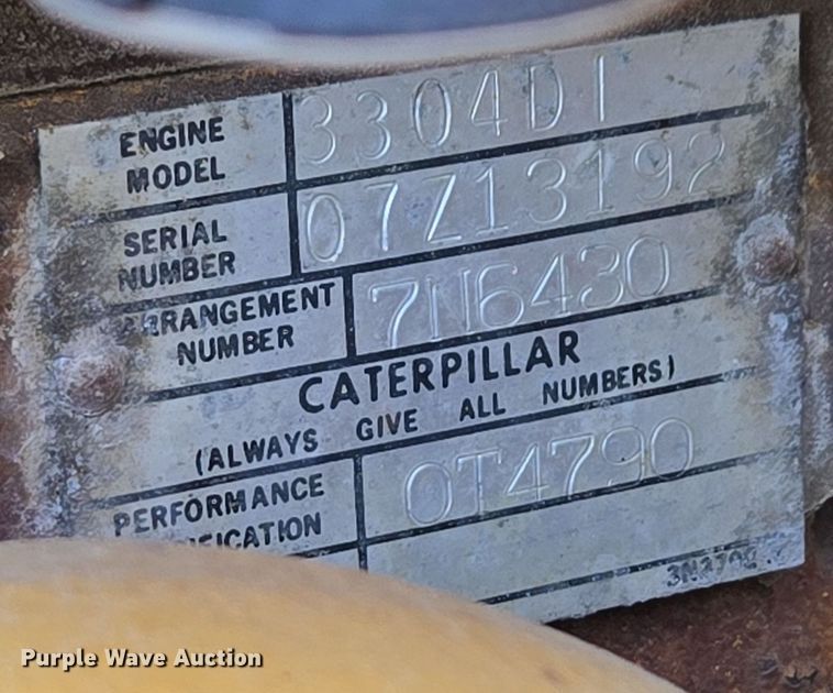 image for item EE8657 1985 Caterpillar  936 wheel loader