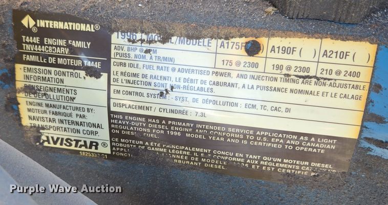 image for item EE8659 1997 International  4700 LP  utility / service truck