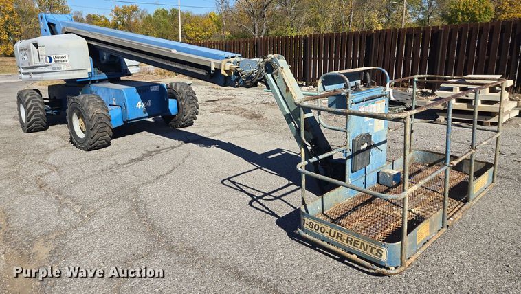 image for item EE8673 2001 Genie  S-65  boom lift