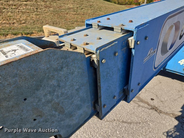 image for item EE8673 2001 Genie  S-65  boom lift