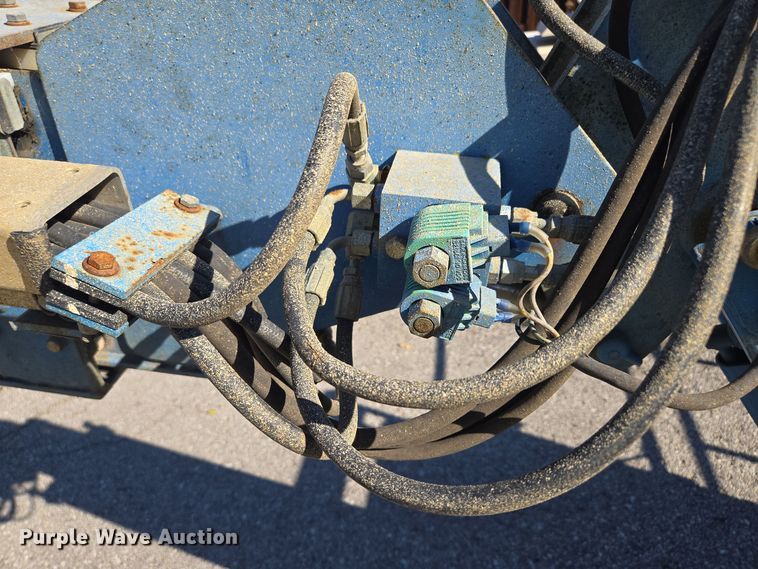 image for item EE8673 2001 Genie  S-65  boom lift